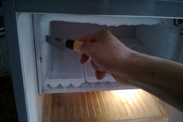 Tủ lạnh không đông đá? Nguyên ngân và cách khắc phục